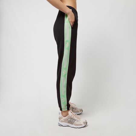 adidas Retro Sports Tape Jogginghose black Track Pants online at SNIPES