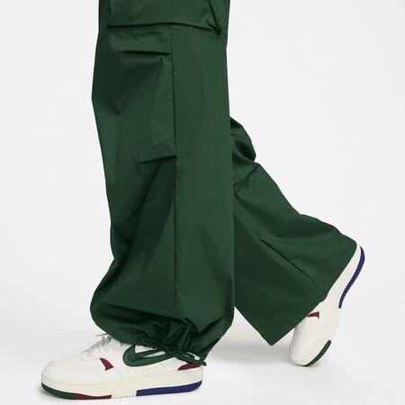 NIKE Sportswear Woven Loose Pants High-Waisted Swoosh dunkelgrün